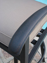 Load image into Gallery viewer, Heaven 5 Piece Bar Table Set (HV-21)